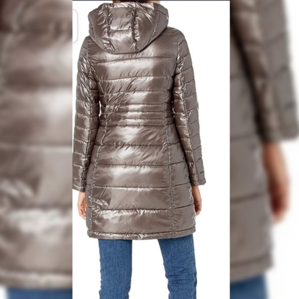 Andrew Marc | Women's silver puffer coat jacket - Picture 10 of 10